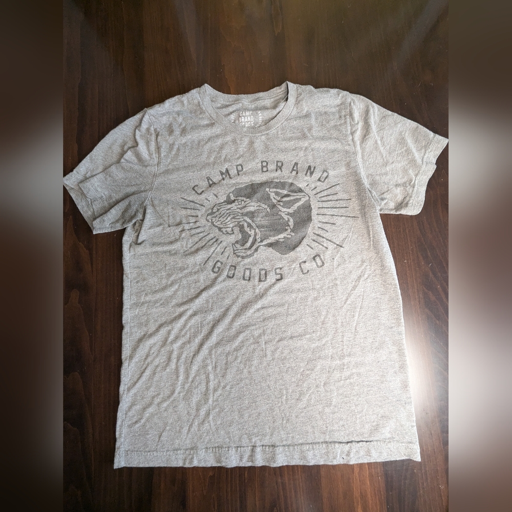 CAMP BRAND GRAPHIC TSHIRT UNISEX MEDIUM